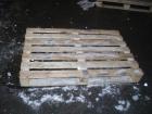 Paletten 80 x 120 cm gebraucht um 1 50 Euro pro Stk.